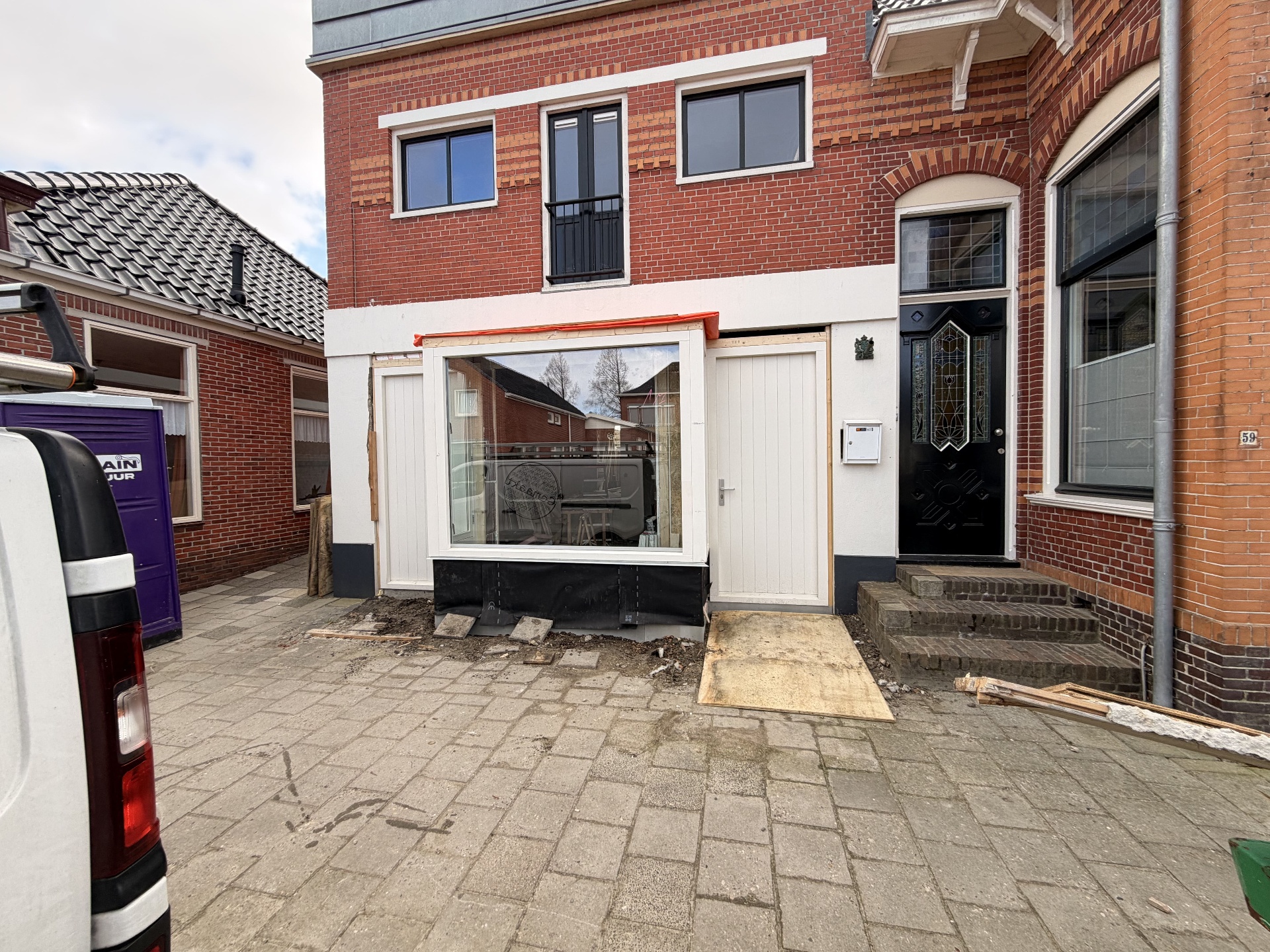 Drie appartementen in een voormalig schildersbedrijf
